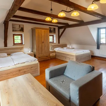 Wellness Hotel & Minipivovar Knezinek 3* Ceske Budejovice
