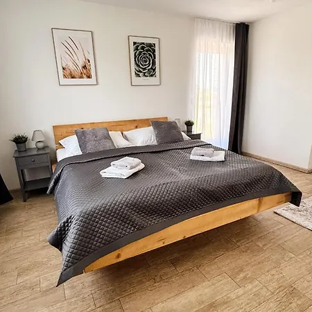 Wellness Hotel & Minipivovar Knezinek 3*
