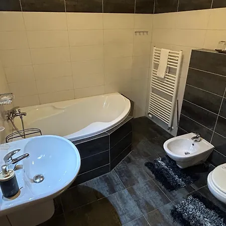 Rekreační A Kongresové Centrum Nové Dvory