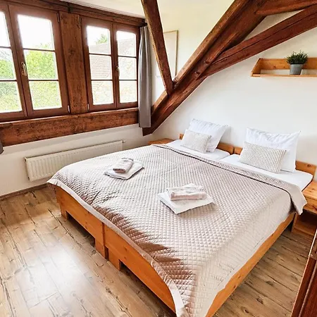 Semesteranläggning (resort) Wellness & Minipivovar Knezinek Ceske Budejovice