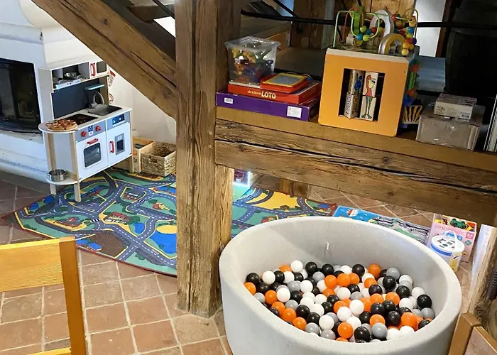 Ośrodek wypoczynkowy Wellness & Minipivovar Knezinek 3*