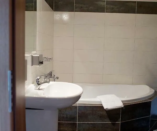 Ośrodek wypoczynkowy Wellness & Minipivovar Knezinek Czeskie Budziejowice